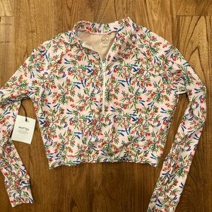 Long sleeve cropped rash guard